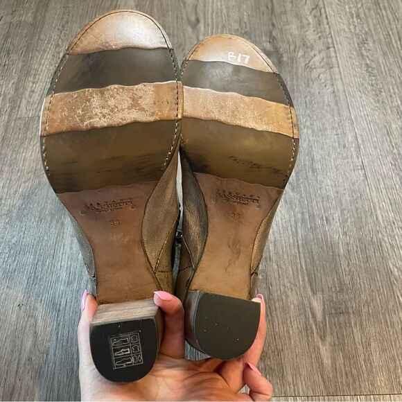 SILVANO SASSETTI Gray Leather Zipper Ankle Boots - Picture 13 of 13